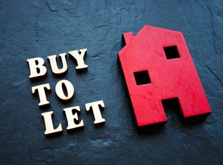 Buy,To,Let,And,Red,Wooden,Home,On,The,Stone.